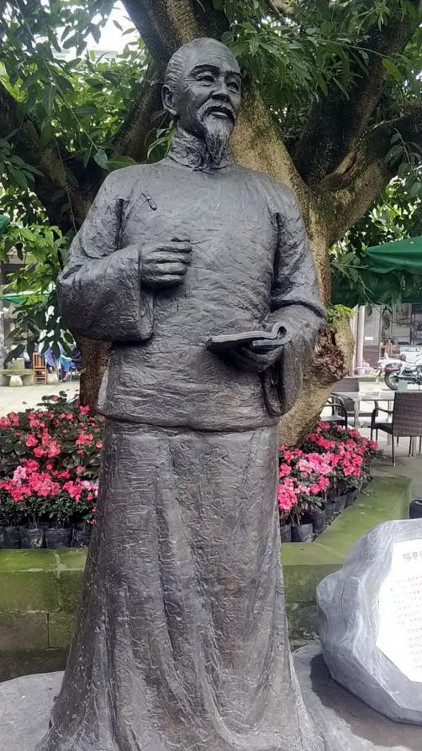 道臺李拔：鑿石平江利航運，三峽石刻成風景