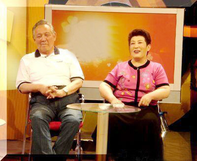 德德瑪之子馬克塔勒：心疼腦溢血偏癱的母親，像愛媽媽一樣愛繼父