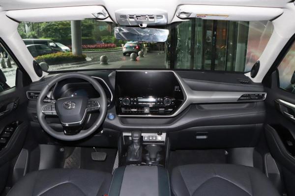 35萬，想買養車費用便宜的SUV，這幾款空間大檔次足，還是大品牌