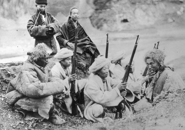 1937年一場血戰後,老喇嘛救下紅軍團長:給我弟弟當上門女婿吧 1937年一場血戰後,老喇嘛救下紅軍團長:給我弟弟當上門女婿吧