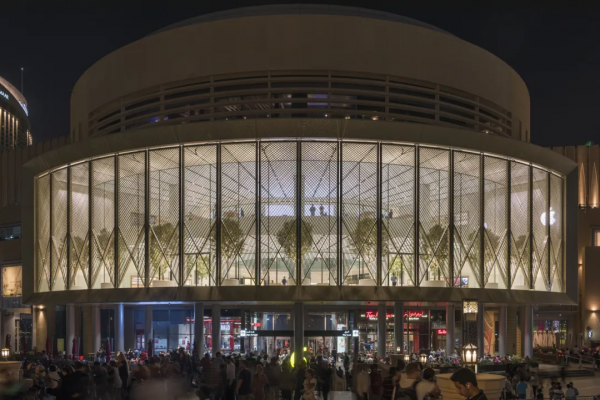 iPhone手機功能創新越來越少，外立面幕牆設計卻是越來越優秀了