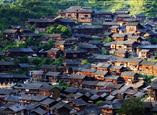 為何去苗寨旅遊，儘量別喝苗族姑娘的酒？當地導遊說出了實情