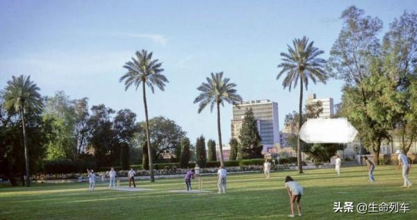 1976年的伊拉克首都巴格達，車水馬龍，繁華程度不輸歐美