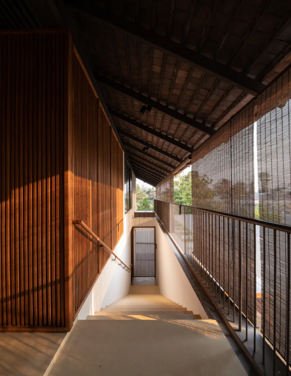 300㎡泰國山間豪宅，讓自然治癒生活