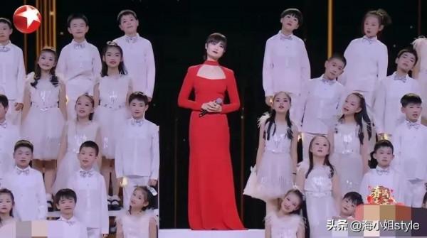 各大衛視春晚眾星雲集,Baby百萬珠寶搶鏡,楊冪百花裙奪人眼球 各大衛視春晚眾星雲集,Baby百萬珠寶搶鏡,楊冪百花裙奪人眼球