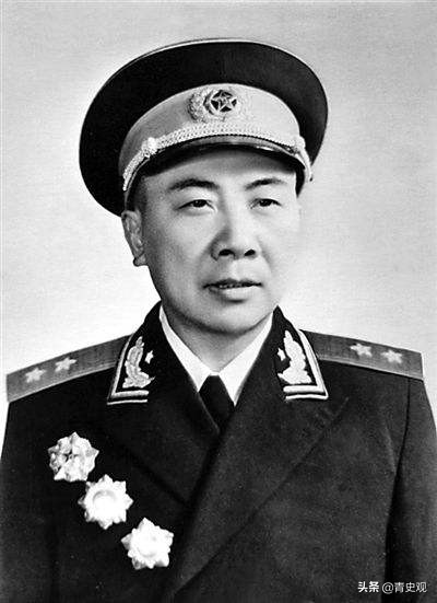 1947年，華北縱隊司令員下令司令部緊急撤退，由此躲過敵機轟炸
