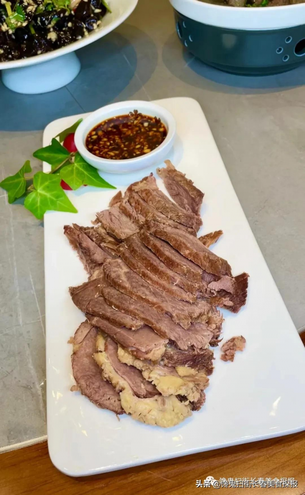 來自汪清百草溝。花泥鰍、川丁子,長白山小魚湯,已16年 來自汪清百草溝。花泥鰍、川丁子,長白山小魚湯,已16年