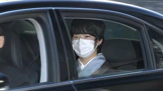 日本天皇獨生女首次承擔皇室職責，禮服亮眼，風頭卻被小王子搶走