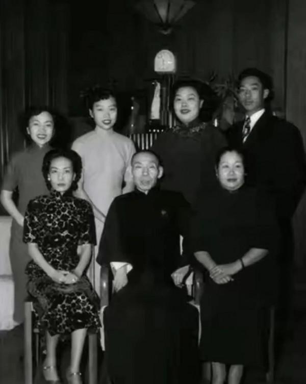 杜月笙女兒回憶：對父親最大打擊是戴笠身亡，幾乎崩潰的要跳樓