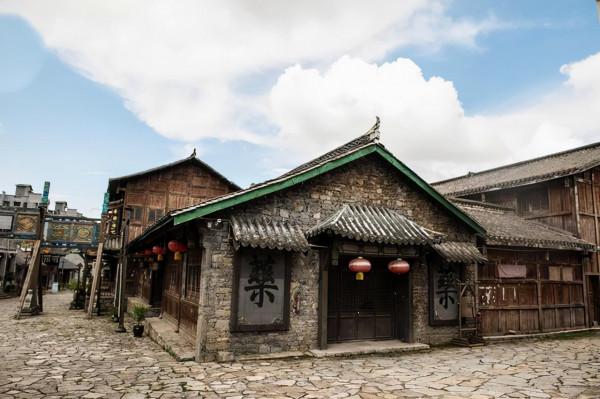 高原上最美的古城之一，快來晴隆古鎮邂逅舊時光吧