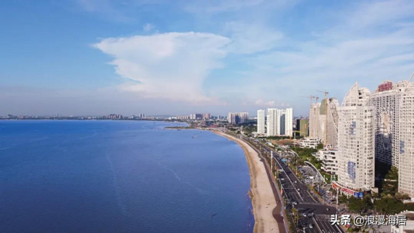 千萬不要到老了，還不知道什麼是海上生明月