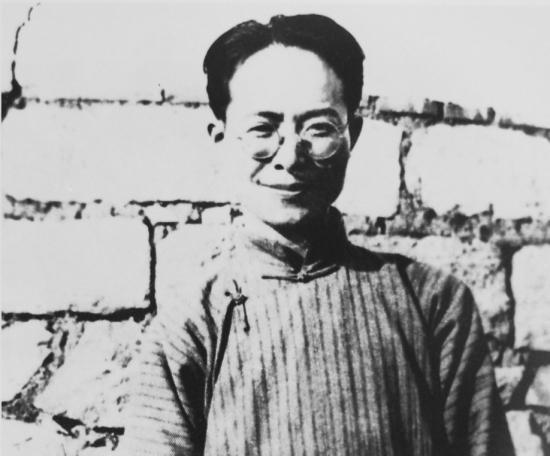 沈從文為追求張兆和,4年寫500多封情書,為何婚後一年就出軌? 沈從文為追求張兆和,4年寫500多封情書,為何婚後一年就出軌?