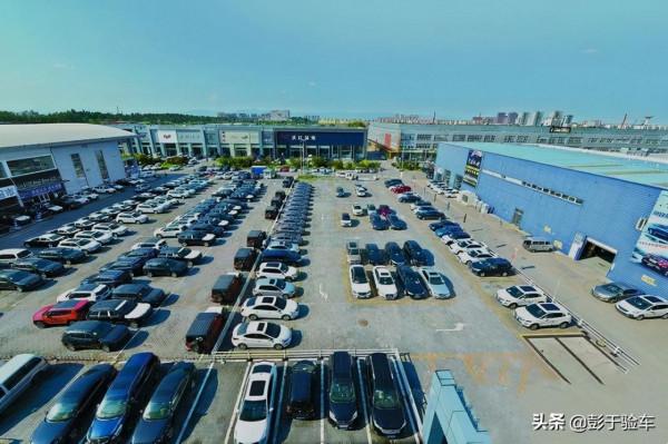 一臺被終止檢測的賓士C，幾乎全車原車漆，買方卻要求退車