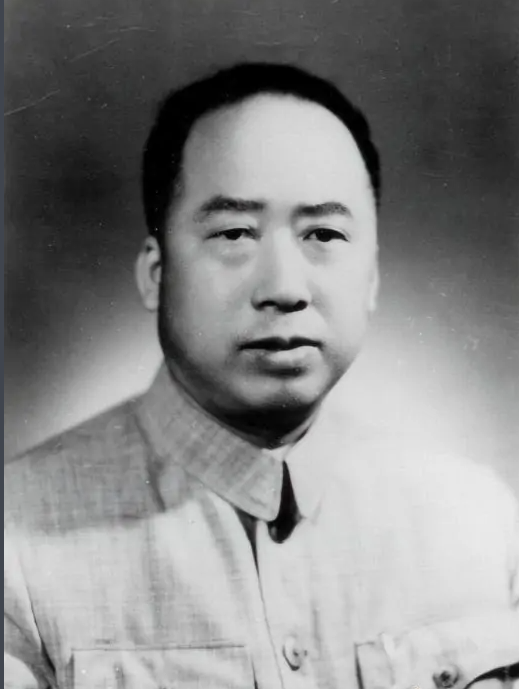 毛主席專列到天津，發現車站暗藏手雷，毛澤東：把羅瑞卿給我找來