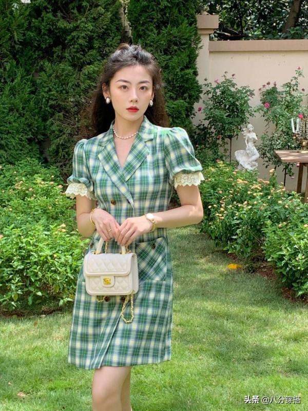 綠色太難駕馭?看看這些清新養眼又時髦的綠色系穿搭,太高階 綠色太難駕馭?看看這些清新養眼又時髦的綠色系穿搭,太高階