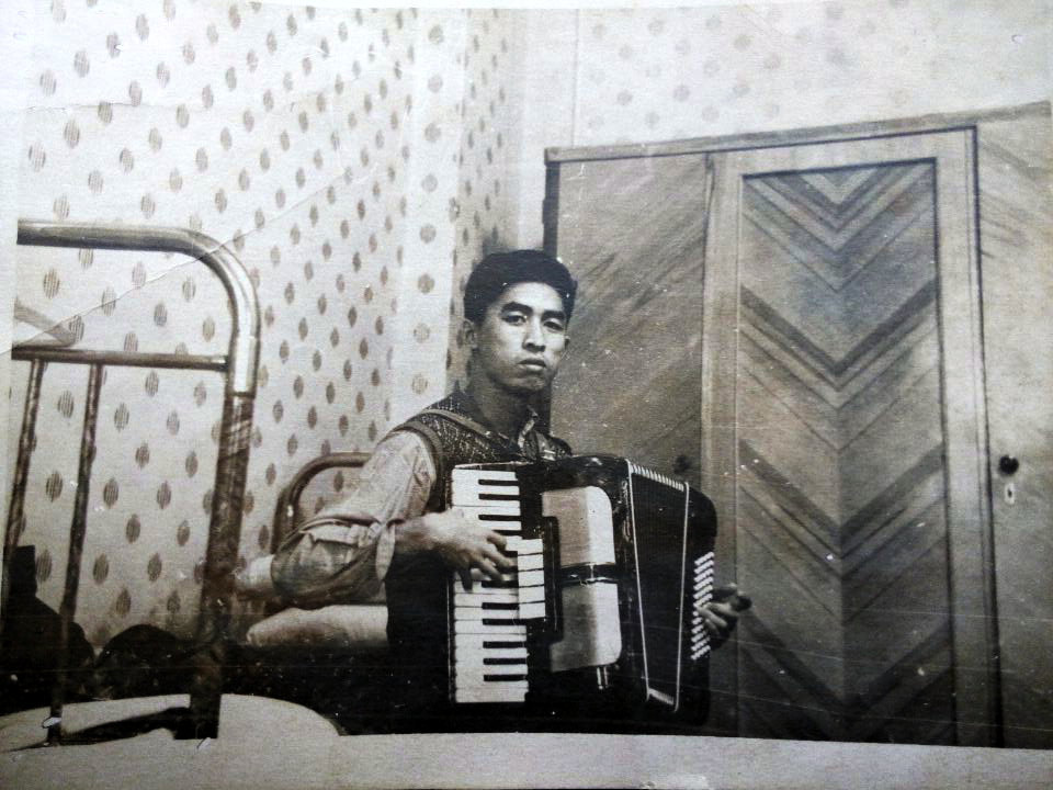 懷念我的表兄——曾秋明 懷念我的表兄——曾秋明