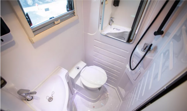 飛神新款諜照流出 凱恩斯Z63：紮實配置 電動升降床 空間利用率拉滿