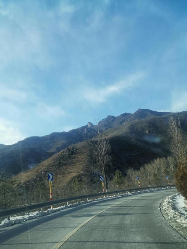北京冬天快結束了，去北部山區這幾條著名山路探探路況