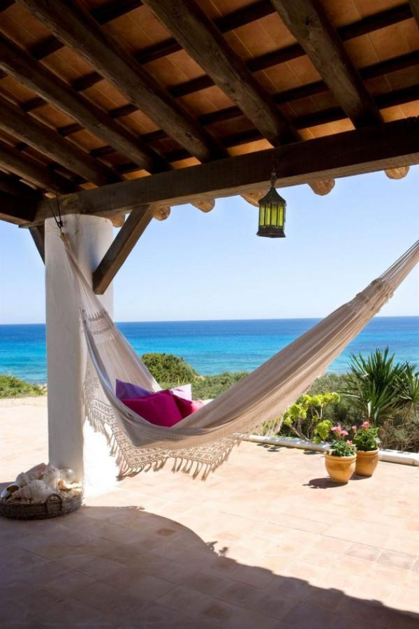 庭院廊架太土?帶你見識現代廊架的做法,解鎖多種庭院生活模式 庭院廊架太土?帶你見識現代廊架的做法,解鎖多種庭院生活模式