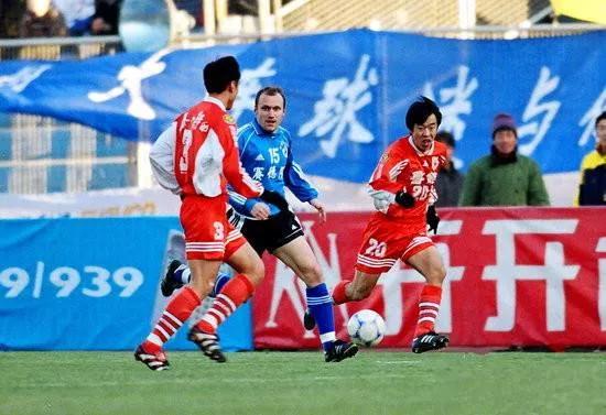 足壇永恆的經典：99足協盃決賽次回合山東魯能VS大連實德