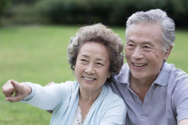 中老年注意，3個勤快習慣要改掉，否則或對健康無益