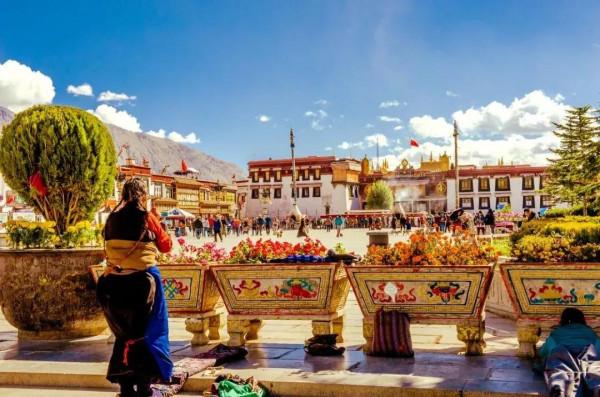 西藏是人間天堂，世界淨土