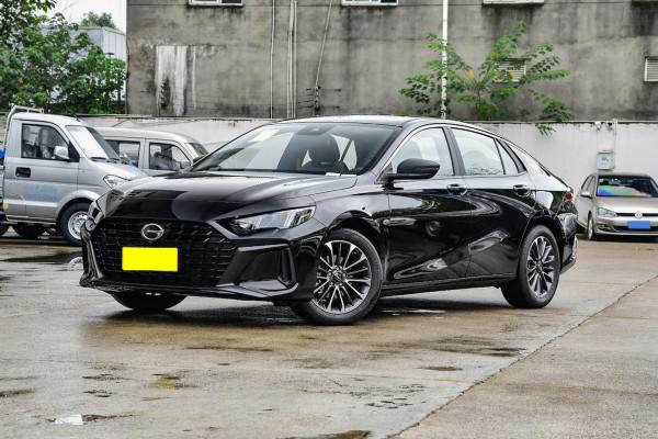 配1.5T+7DCT，百公里加速6.95秒，外觀很動感，帶你看傳祺影豹