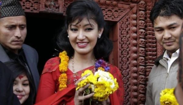 45歲尼泊爾末代王妃：出身印度貴族，一夜淪為平民，始終面帶微笑