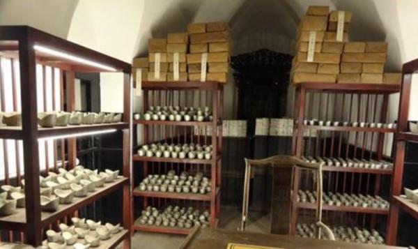 明憲宗要改立太子時,星象有變,泰山連續地震,術士:廢太子不利 明憲宗要改立太子時,星象有變,泰山連續地震,術士:廢太子不利