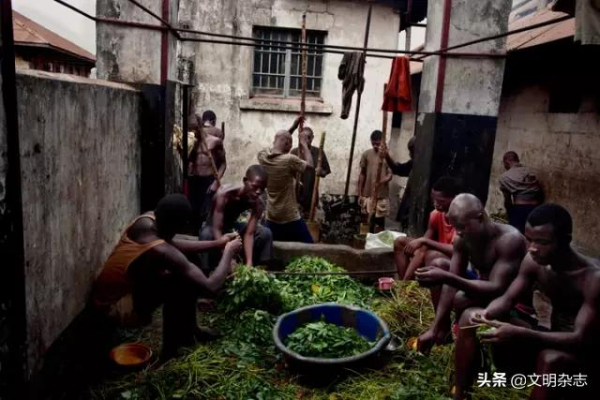 在等待中的生存：Pademba監獄紀實