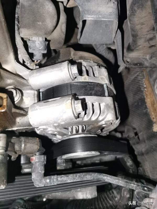 七年前的百萬級頂配捷豹XJ如今只要27萬?檢測後買家揚言砸店 七年前的百萬級頂配捷豹XJ如今只要27萬?檢測後買家揚言砸店