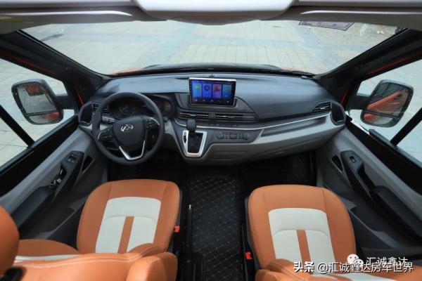 國產極富越野感的房車！大通柴油版！內外豪華，還配多項專利技術