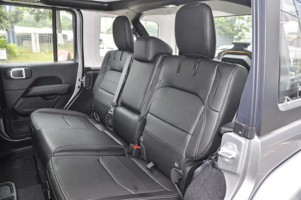 當硬派越野車“觸電”，會帶來一種怎樣的體驗？試駕牧馬人4×e