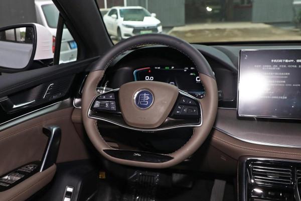 搭載2.0T+6AT，提供L2級自動駕駛，售16.58萬，比亞迪唐香不香？