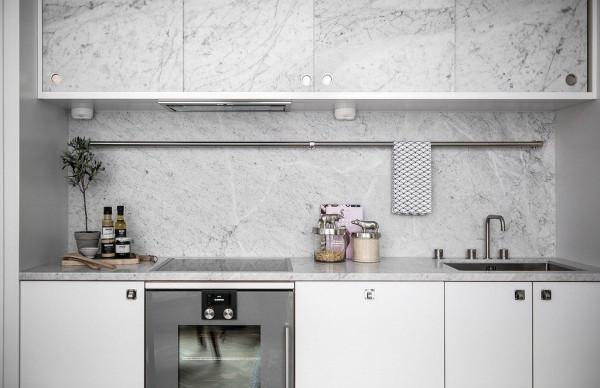 為女友爆改33㎡小戶型，變身上下兩層，簡直是現代小豪宅