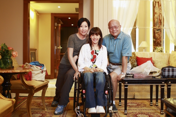 1998年，17歲的桑蘭在體操賽場上摔成癱瘓，如今她怎樣了？