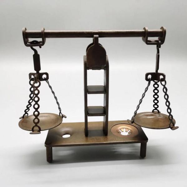 大英帝國靠著“均勢戰略”稱霸地球，為什麼今天美國卻玩不了？