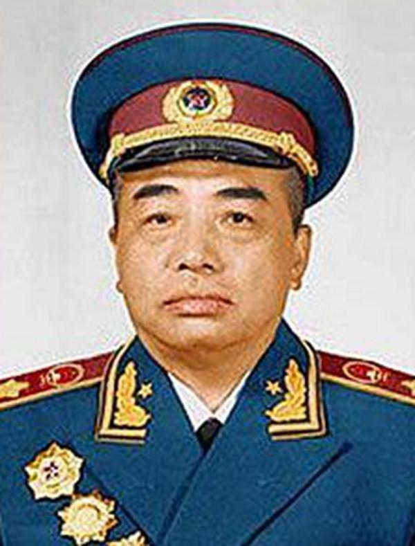 瀋陽軍區第一任政委,參與了志願軍的後勤保障工作,1959年被降職 瀋陽軍區第一任政委,參與了志願軍的後勤保障工作,1959年被降職