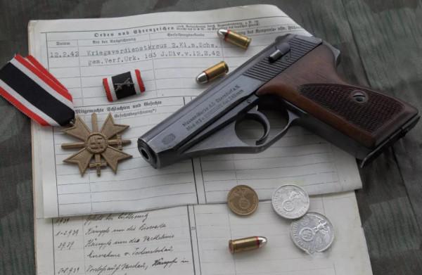 盤點15支“二戰名將”曾經用過的佩槍 盤點15支“二戰名將”曾經用過的佩槍