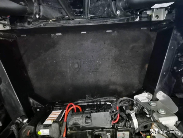 二手超跑還要一千多萬?這輛蘭博基尼大牛選配了一輛保時捷911 二手超跑還要一千多萬?這輛蘭博基尼大牛選配了一輛保時捷911