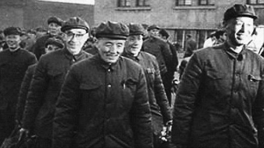 1950年，當國軍戰犯們聽說長津湖戰役後，為何紛紛淚目主動請戰？