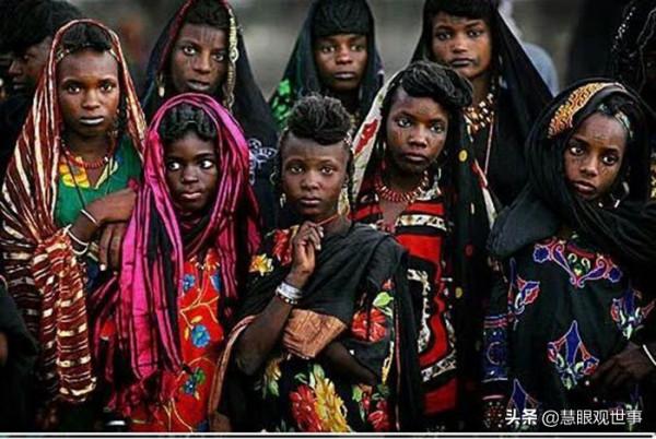 伊斯蘭國家女人衣著打扮（2）