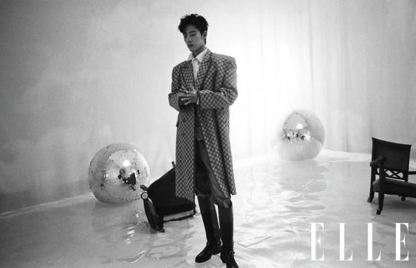 從ELLE 2022開年刊各套造型之白晝篇說說肖戰的時尚表現力 從ELLE 2022開年刊各套造型之白晝篇說說肖戰的時尚表現力