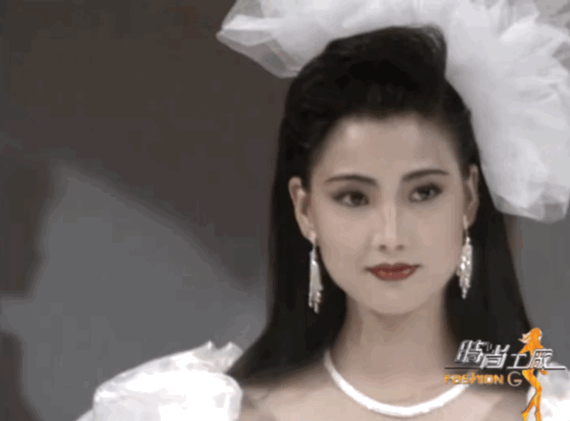 現在的女明星,怎麼越來越“醜”了? 現在的女明星,怎麼越來越“醜”了?