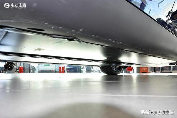 運動型大空間純電SUV 實拍特斯拉Model Y國產版