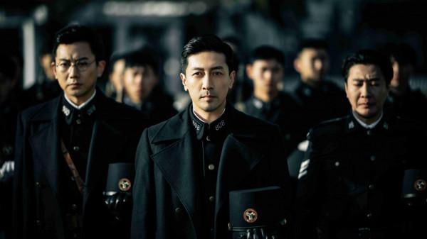 《前行者》首播,張魯一聶遠雙雄對飆,終於有一部像樣的諜戰劇了 《前行者》首播,張魯一聶遠雙雄對飆,終於有一部像樣的諜戰劇了