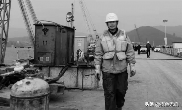 湖南這座大橋被載入史冊,設計者僅初中文憑,全程沒有一個橋墩 湖南這座大橋被載入史冊,設計者僅初中文憑,全程沒有一個橋墩