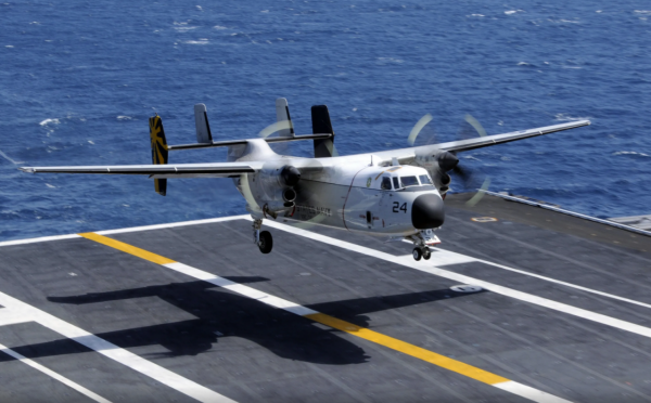 C-2艦載運輸機,以E-2預警機為基礎衍生,為航母擔負運輸重任 C-2艦載運輸機,以E-2預警機為基礎衍生,為航母擔負運輸重任