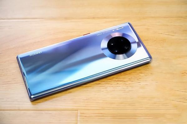 從3999跌至2298,鴻蒙系統+7nm麒麟+徠卡三攝,價格更親民了 從3999跌至2298,鴻蒙系統+7nm麒麟+徠卡三攝,價格更親民了