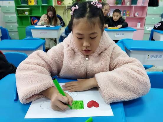 繪本時光：愛吃糖的大老虎